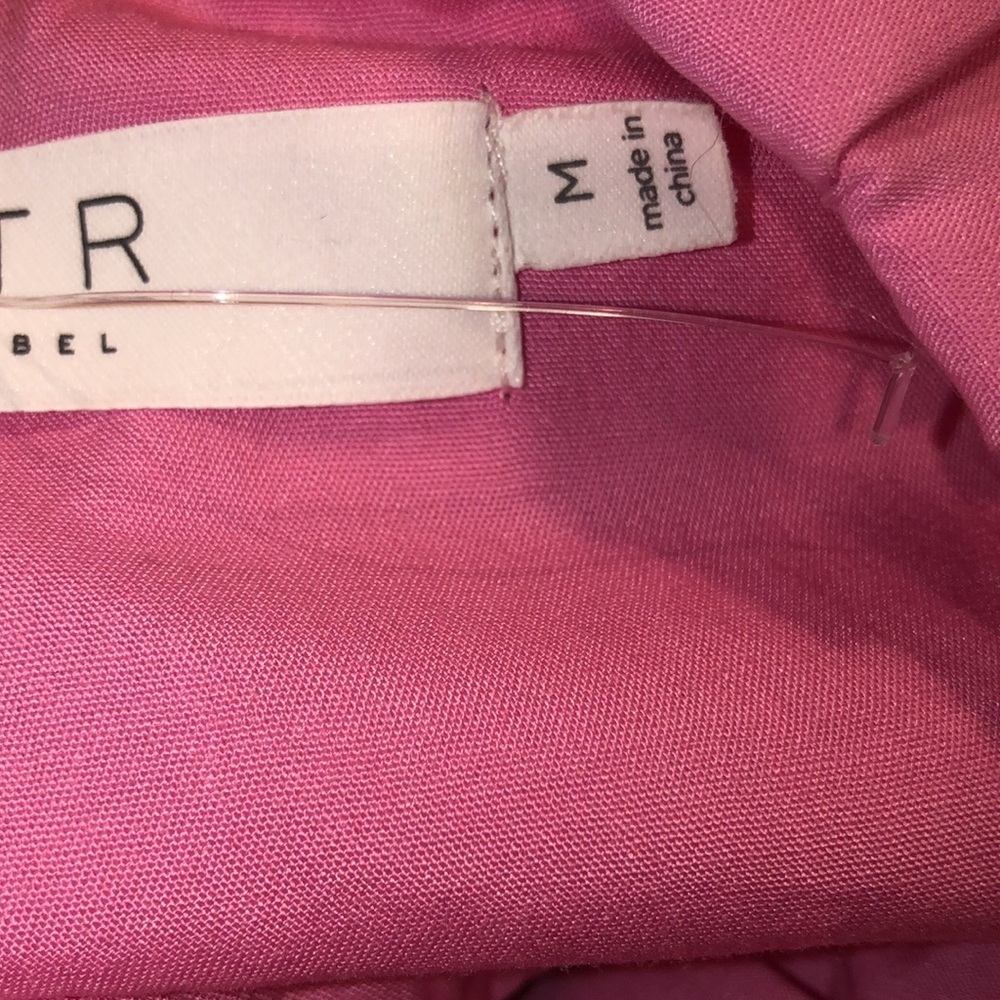 Astr Vibrant Pink Top new with tags size medium - Picture 9 of 9